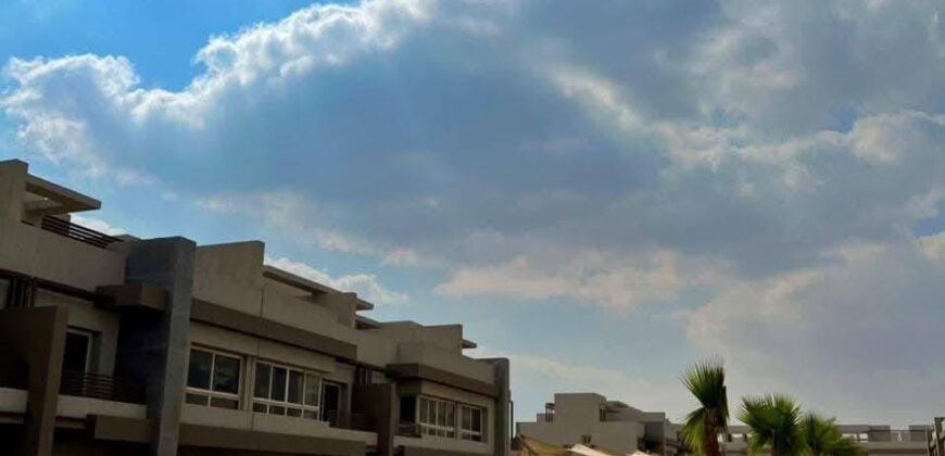 فيلا بكمبوند جراندا لايف مساحة 247م – بمدينة الشروق