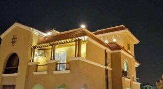 فيلا تاون هاوس كورنر بكمبوند المعادي فيو مساحة 450م – بمدينة الشروق