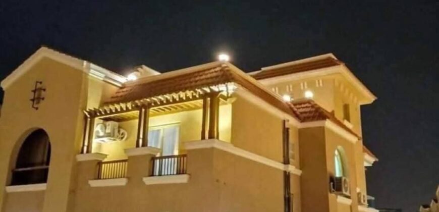 فيلا تاون هاوس كورنر بكمبوند المعادي فيو مساحة 450م – بمدينة الشروق