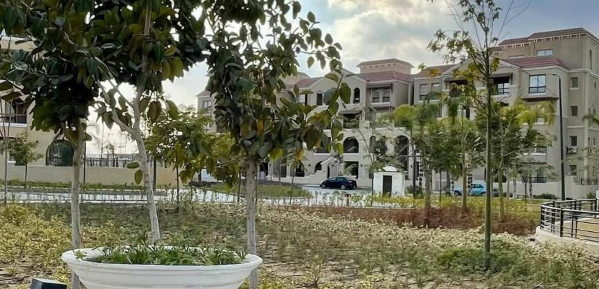 فيلا تاون هاوس كورنر بكمبوند المعادي فيو مساحة 450م – بمدينة الشروق