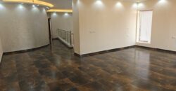 دوبلكس في الشروق حي النادي بمساحه 670 بحمام سباحه