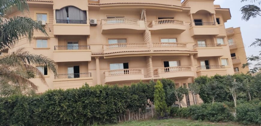 شقة ١٥٥م جانبي أرضي بحديقة ٢٠م بالمنطقة السادسة عمارات شقة ١٥٥م جانبي أرضي بحديقة ٢٠م بالمنطقة السادسة عمارات