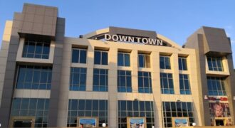 عيادة٦٠ م للإيجار بمول داون تاون بالمستشفي البريطاني