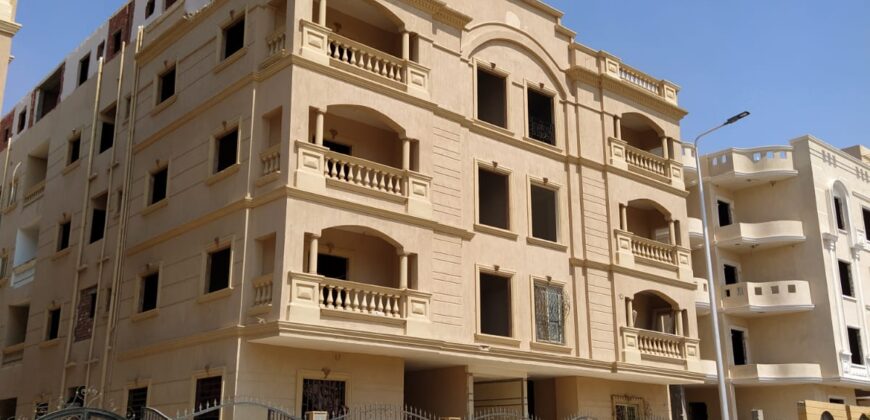 شقة ١٥٦م أمامي فيو جاردن بالمنطقة التالتة عمارات – إستلام فوري شقة ١٥٦م أمامي فيو جاردن بالمنطقة التالتة عمارات – إستلام فوري