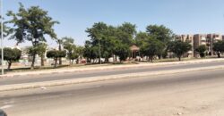 شقة ارضي 215م للبيع في مدينة الشروق