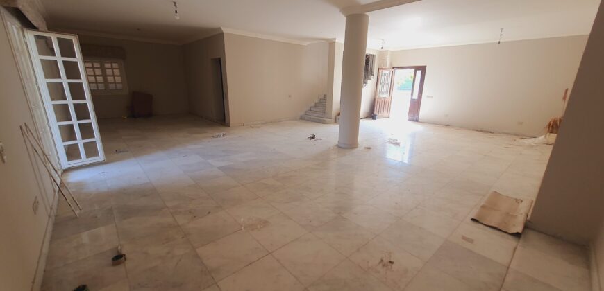 فيلا ٩٠٠م بكمبوند ماي فير بموقع مميز جداتشطيب كامل فيلا ٩٠٠م بكمبوند ماي فير بموقع مميز جداتشطيب كامل