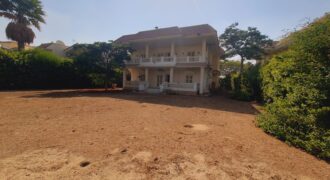 فيلا ٩٠٠م بكمبوند ماي فير بموقع مميز جداتشطيب كامل