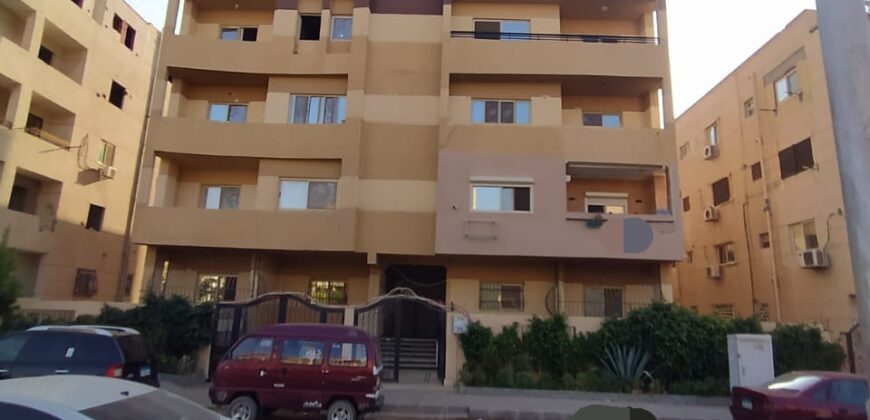 شقة لقطة للبيع ٢٠٠ م دور اول بحري متشطبة الترا سوبر لوكس بمدينة الشروق شقة لقطة للبيع ٢٠٠ م دور اول بحري متشطبة الترا سوبر لوكس بمدينة الشروق