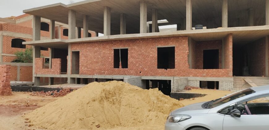 شقة ارضى بجاردن ١٧٠+٣٠م بانوراما علي فيو جاردن جميل فى أرقى أحياء مدينة الشروق شقة ارضى بجاردن ١٧٠+٣٠م بانوراما علي فيو جاردن جميل فى أرقى أحياء مدينة الشروق