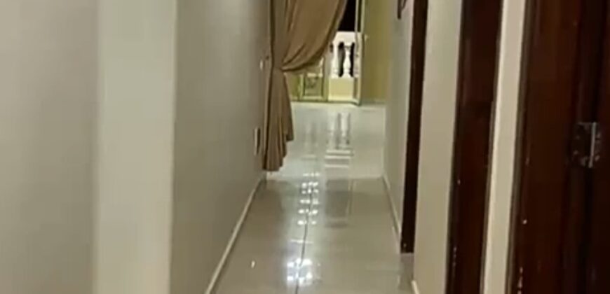 شقة امامي فيو جاردن ١٦٥ م لقطة للبيع متشطبة سوبر لوكس علي الرابط الاوسط بمدينة الشروق شقة امامي فيو جاردن ١٦٥ م لقطة للبيع متشطبة سوبر لوكس علي الرابط الاوسط بمدينة الشروق