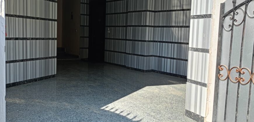 شقة ٢٢٠ م لقطة امامي دور ثاني فى ارقى مناطق العمارات بمدينة الشروق وبجانب طريق السويس شقة ٢٢٠ م لقطة امامي دور ثاني فى ارقى مناطق العمارات بمدينة الشروق وبجانب طريق السويس