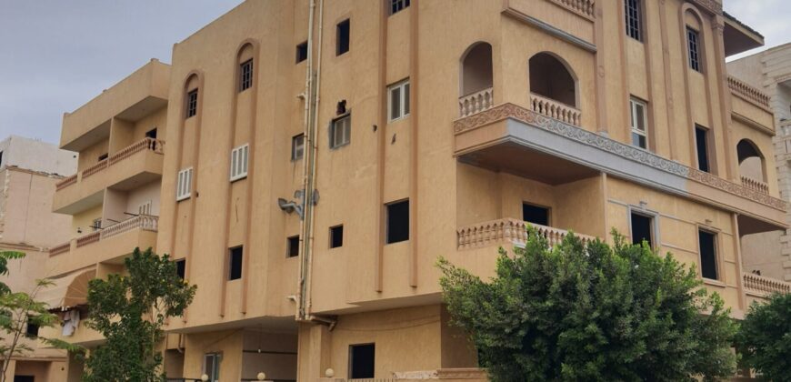 شقة ١٢٥م خلفي جانبي علي حديقة بموقع مميز جدا بالمنطقة الثامنة شقة ١٢٥م خلفي جانبي علي حديقة بموقع مميز جدا بالمنطقة الثامنة