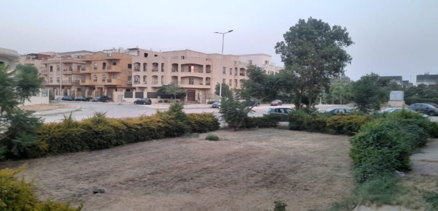 دوبلكس امامي بحري ٢٩٨ م + ١٦٠ م متشطب بالكامل فى الحي الرابع بمدينة الشروق دوبلكس امامي بحري ٢٩٨ م + ١٦٠ م متشطب بالكامل فى الحي الرابع بمدينة الشروق