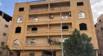 شقة 250م للبيع دور رابع في المنطقة الأولى عمارات شقة 250م للبيع دور رابع في المنطقة الأولى عمارات