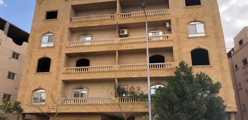 شقة 250م للبيع دور رابع في المنطقة الأولى عمارات شقة 250م للبيع دور رابع في المنطقة الأولى عمارات