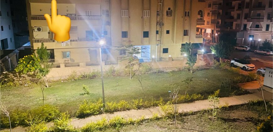 شقة ١٢٥م خلفي جانبي علي حديقة بموقع مميز جدا بالمنطقة الثامنة شقة ١٢٥م خلفي جانبي علي حديقة بموقع مميز جدا بالمنطقة الثامنة