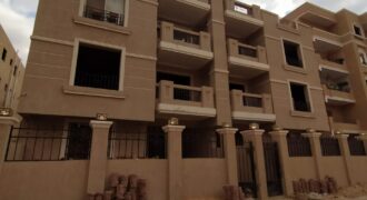 شقة متشطبة بالكامل ١٢٥ م تحميل قديم فى المنطقة الرابعة بمدينة الشروق شقة متشطبة بالكامل ١٢٥ م تحميل قديم فى المنطقة الرابعة بمدينة الشروق