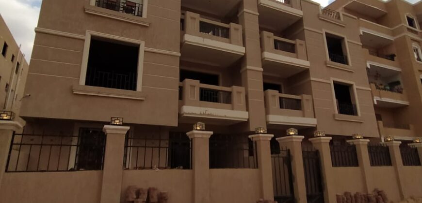 شقة متشطبة بالكامل ١٢٥ م تحميل قديم فى المنطقة الرابعة بمدينة الشروق شقة متشطبة بالكامل ١٢٥ م تحميل قديم فى المنطقة الرابعة بمدينة الشروق