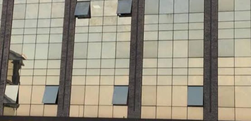 محل لقطة للإيجار بأرقى مولات الشروق تاون سنتر محل لقطة للإيجار بأرقى مولات الشروق تاون سنتر