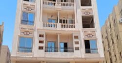 روف امامي لقطة ٢٥٠ م + ٢٥ م أوت دور بسعر وبلوكيشن مميز دقيقة لطريق السويس وجميع الخدمات