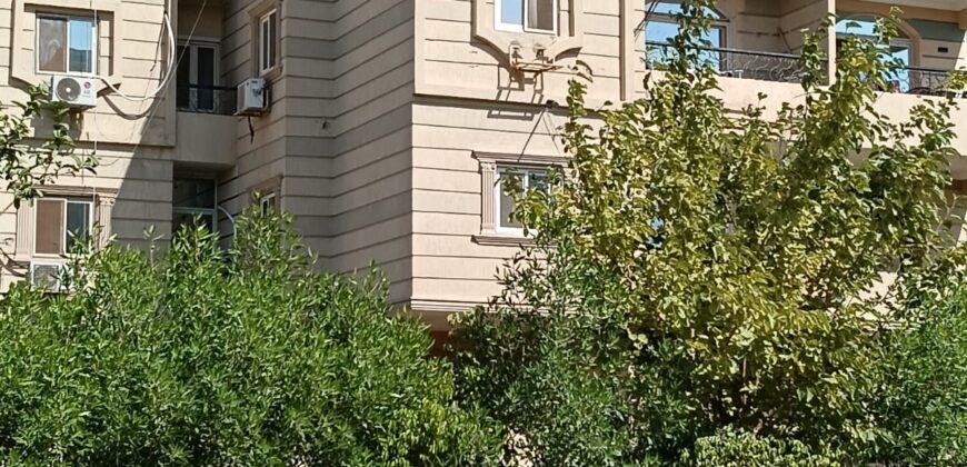 شقة لقطة امامي ١٧٥ م ومتشطبة سوبر لوكس بجانب طريق الحرية وبلوكيشن مميز