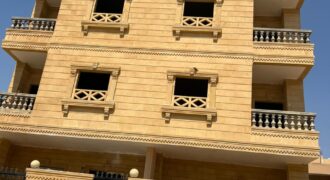 شقة 195م للبيع ارضي بجاردن في الحي الثالث شرق