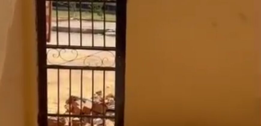 شقة 195م للبيع ارضي بجاردن في الحي الثالث شرق