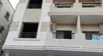 شقة امامي لقطة ١٦٠ م متشطبة سوبر لوكس بجانب كمبوند حسن علام وطريق السويس وجميع الخدمات