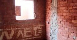 شقة لقطة ٢٠٠ م فيو امامي مفتوح علي جاردن بمدينة الشروق وبجانب طريق الحرية و جميع الخدمات