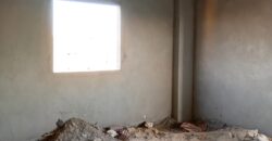 شقة لقطة ٢٠٠ م فيو امامي مفتوح علي جاردن بمدينة الشروق وبجانب طريق الحرية و جميع الخدمات