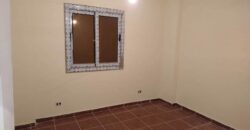 شقة لقطة للبيع ١٥٥ م متشطبة بالكامل بمدينة الشروق بجانب طريق الحرية وجميع المولات