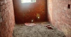 شقة 220م للبيع دور ثاني امامي في الحي الثالث شرق