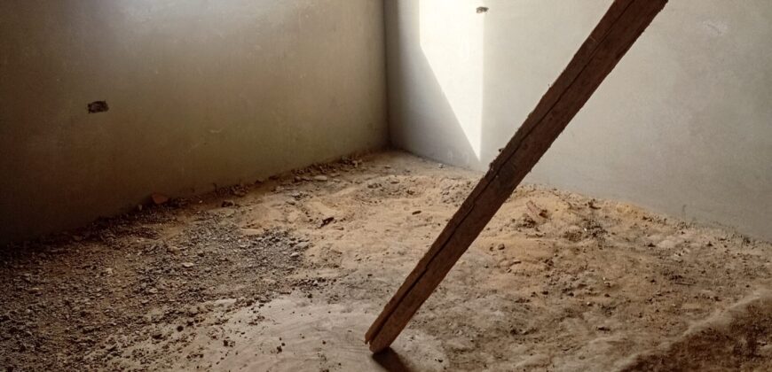 شقة 220م للبيع دور ثاني امامي في الحي الثالث شرق