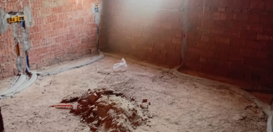 شقة 160م للبيع دور رابع في الثالثة عمارات