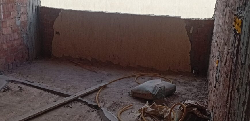 شقة 160م للبيع دور رابع في الثالثة عمارات