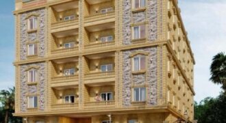 شقة لقطة للبيع ٢٠٥ م فيو امامي مميز دور ثالث متكرر بمدينة الشروق وبجانب طريق الحرية والخدمات