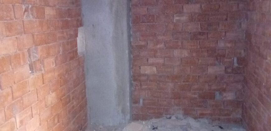 شقة للبيع 195م دور ثاني حي الفيلات الحي الثالث غرب في الشروق