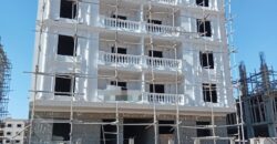 شقة لقطة للبيع ٢٠٥ م فيو امامي مميز دور ثالث متكرر بمدينة الشروق وبجانب طريق الحرية والخدمات