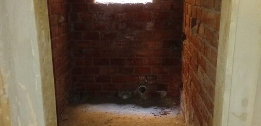 شقة لقطة ١٦٥ م دور ثاني فيو امامي مفتوح بمدينة الشروق وبجانب طريق الحرية والخدمات