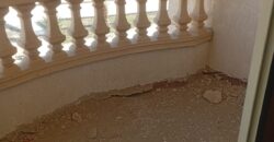 شقة لقطة ١٦٥ م دور ثاني فيو امامي مفتوح بمدينة الشروق وبجانب طريق الحرية والخدمات