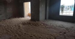 شقة للبيع ٢١٥ م فيو امامي مميز بجانب الرابط الاوسط و تيراس مول بمدينة الشروق