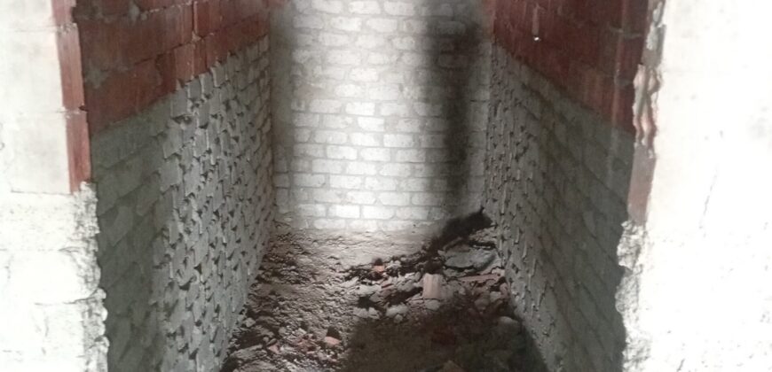 شقة للبيع 175م دور اول امامي في حي النادي في الشروق