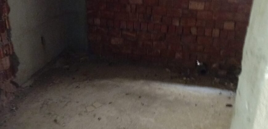 شقة 195م للبيع ارضي بجاردن في حي النادي