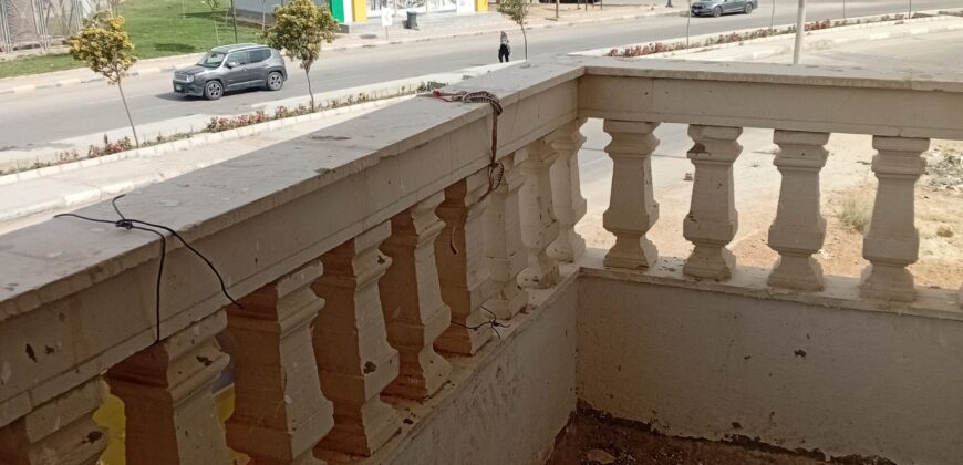 شقة للبيع 175م دور اول امامي في حي النادي في الشروق