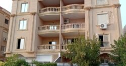 شقة لقطة ١٩٠ م فيو امامي مفتوح علي جاردن بجانب طريق الحرية بمدينة الشروق