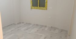 شقه بالمنطقه الثامنه دور رابع امامي بجوار حسن علام و طريق السويس