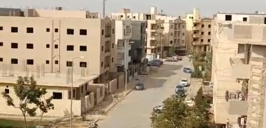 شقة للبيع 165م – موقع مميز بالقرب من طريق الحرية ومدينتي – الشروق المنطقة الثامنة