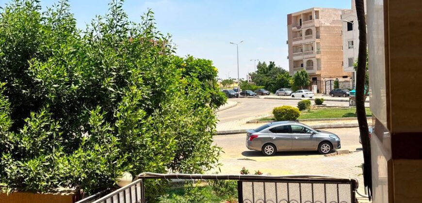 شقه ارضي خلفي للبيع لقطة 📍في مدينه الشروق المنطقه الخامسة