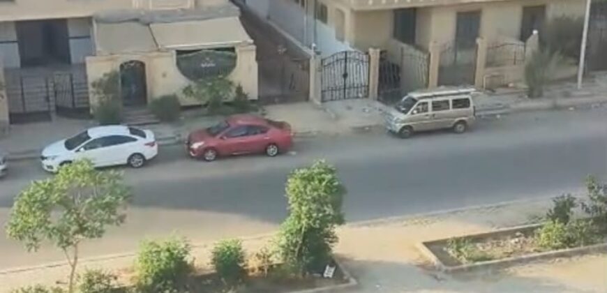 للبيع شقة مميزة 195 متر بمدينة الشروق – موقع استراتيجي