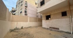 شقة أرضي بجاردن 240م + 150م جاردن بمدخل خاص في الحي الثامن الشروق